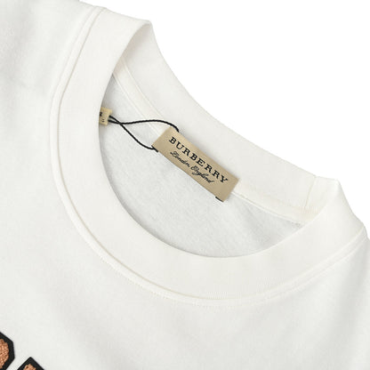 Burberry Check Flag Towel-Appliqué Letter T-Shirt